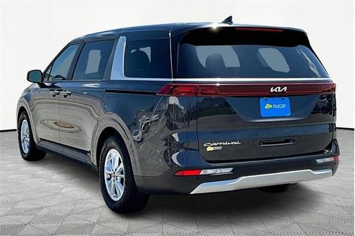 2022 Kia Carnival LXS