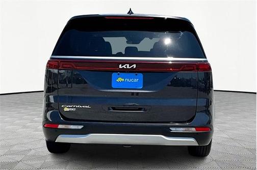 2022 Kia Carnival LXS