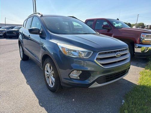 Blue 2018 Ford Escape SE