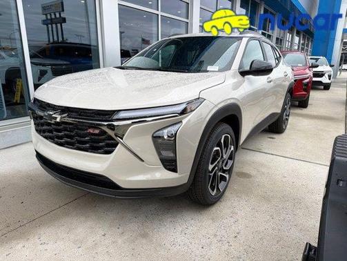 Tan 2026 Chevrolet Trax 2RS