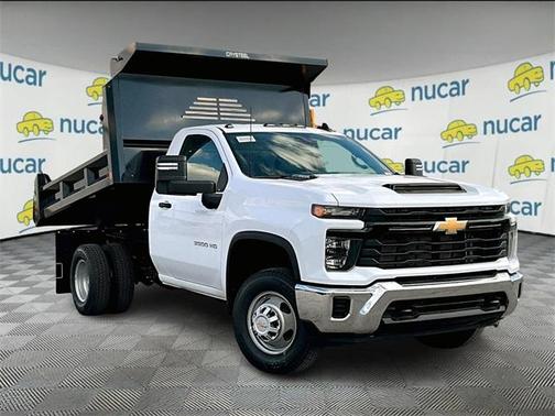 2025 Chevrolet Silverado 3500 WT