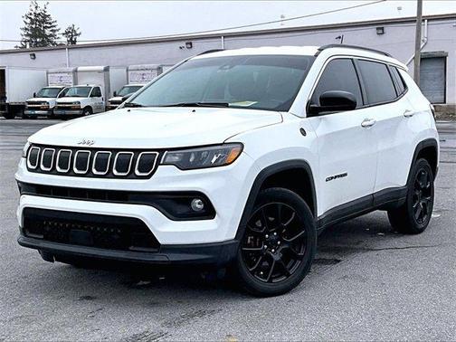2022 Jeep Compass Latitude Lux