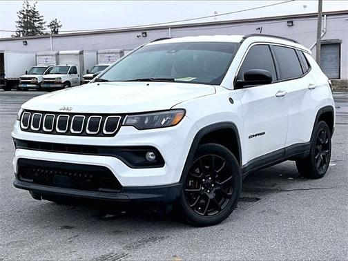 2022 Jeep Compass Latitude Lux