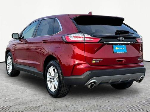 Red 2019 Ford Edge SEL