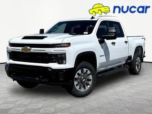 White 2026 Chevrolet Silverado 2500 Custom