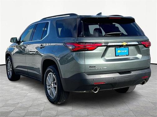 2022 Chevrolet Traverse LT Cloth