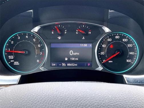 2022 Chevrolet Traverse LT Cloth