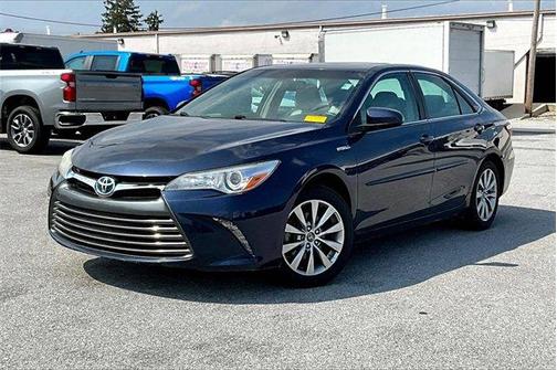 2017 Toyota Camry Hybrid LE