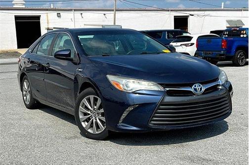 2017 Toyota Camry Hybrid LE