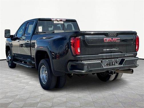 2022 GMC Sierra 3500 Denali
