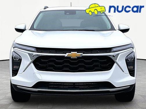 White 2026 Chevrolet Trax LT