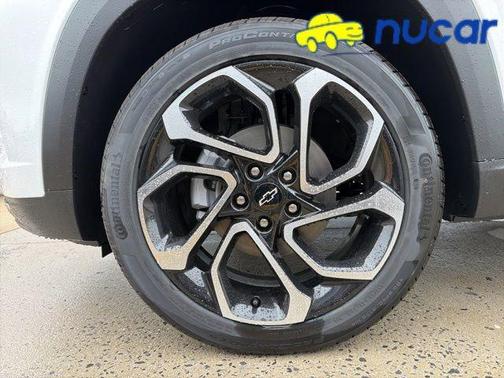 White 2026 Chevrolet Trax 2RS