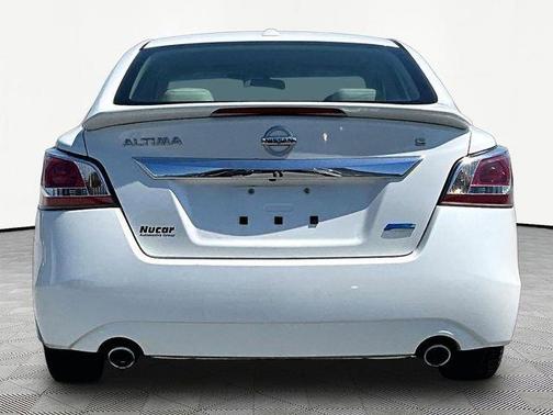 Pearl White 2014 Nissan Altima 2.5 S