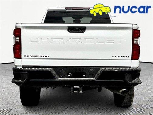2026 Chevrolet Silverado 2500 Custom
