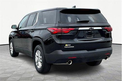 2022 Chevrolet Traverse LS