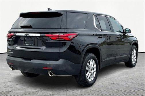 2022 Chevrolet Traverse LS