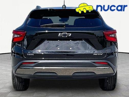 Black 2026 Chevrolet Trax ACTIV