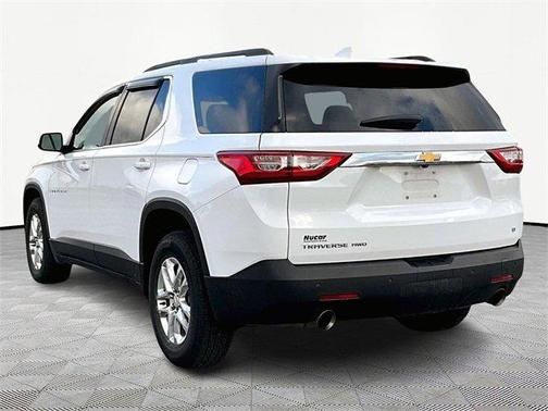 2021 Chevrolet Traverse LT Cloth