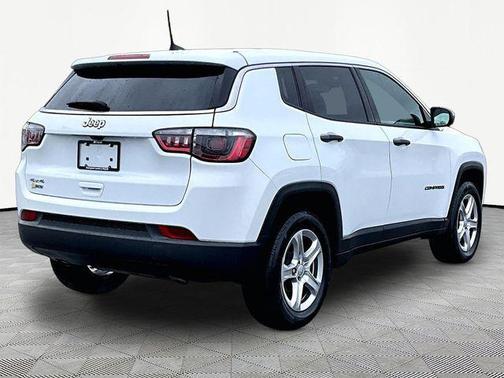 Bright White Clearcoat 2024 Jeep Compass Sport