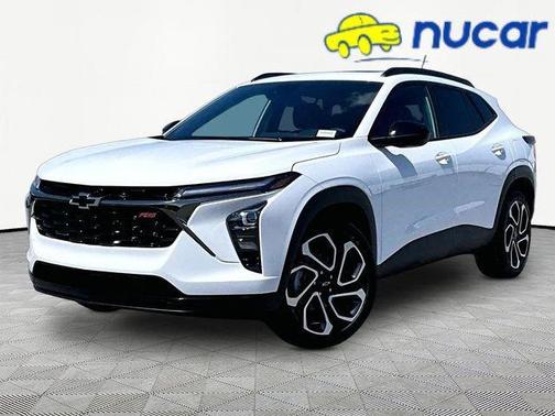 White 2026 Chevrolet Trax 2RS