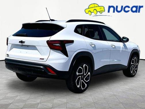 White 2026 Chevrolet Trax 2RS