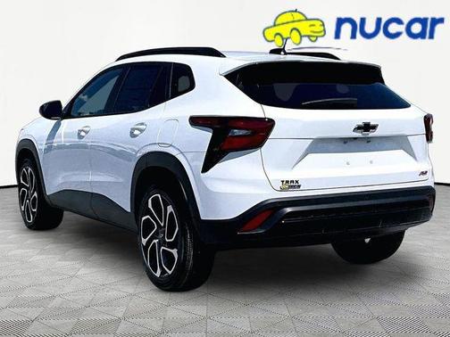 White 2026 Chevrolet Trax 2RS