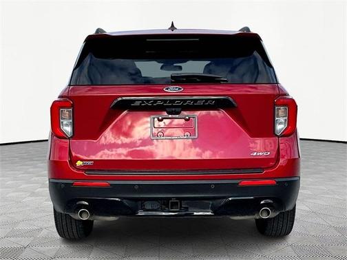 2022 Ford Explorer ST-Line