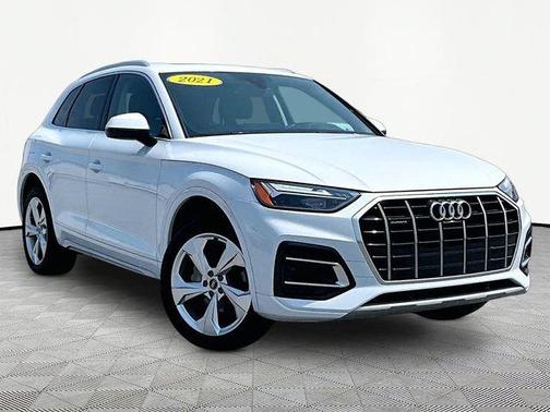 Glacier White Metallic 2021 Audi Q5 40 Premium Plus