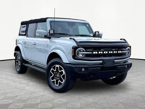 Gray 2022 Ford Bronco Base