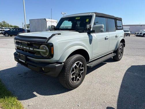 Gray 2022 Ford Bronco Base