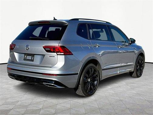 2021 Volkswagen Tiguan 2.0T SE R-Line Black