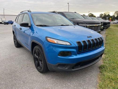 2017 Jeep Cherokee Altitude