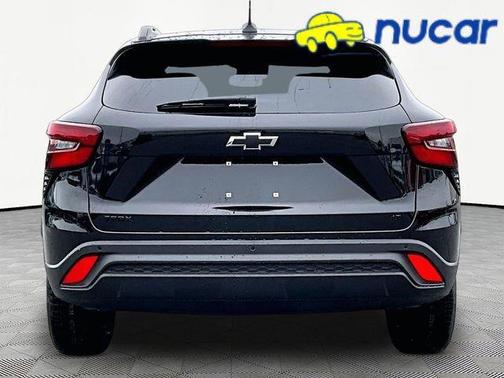 Black 2026 Chevrolet Trax LT