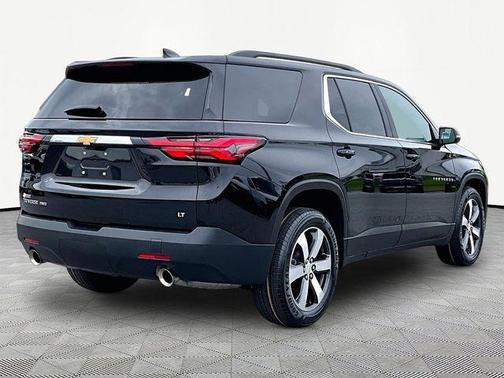 Black 2023 Chevrolet Traverse LT Leather