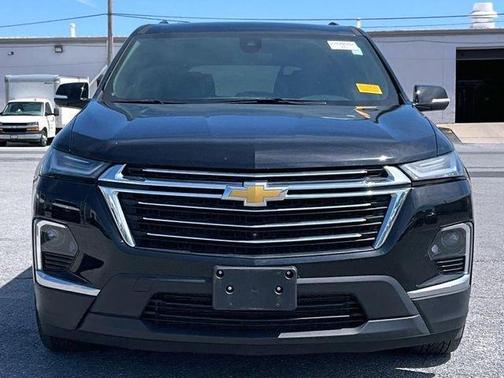 Black 2023 Chevrolet Traverse LT Leather