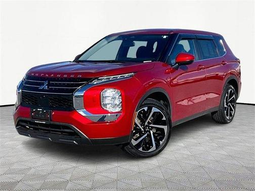 2022 Mitsubishi Outlander ES