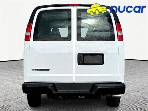 2025 Chevrolet Express 2500 Work Van