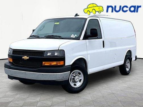 2025 Chevrolet Express 3500 Work Van