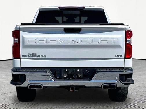 Iridescent Pearl Tricoat 2023 Chevrolet Silverado 1500 LTZ