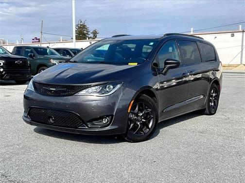 2020 Chrysler Pacifica Touring-L Plus