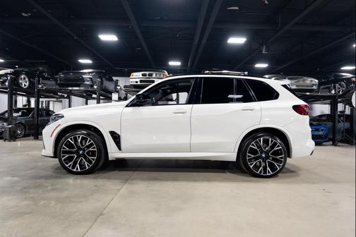 2022 BMW X5 M Base