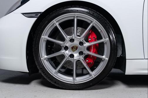 White 2025 Porsche 718 Cayman GTS 4.0