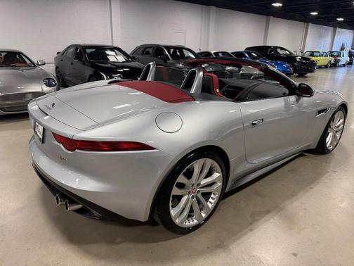 2015 Jaguar F-TYPE V8 S