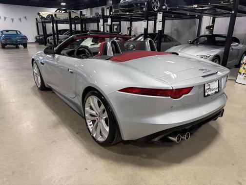 2015 Jaguar F-TYPE V8 S