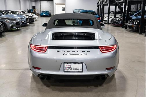 2015 Porsche 911 Carrera GTS