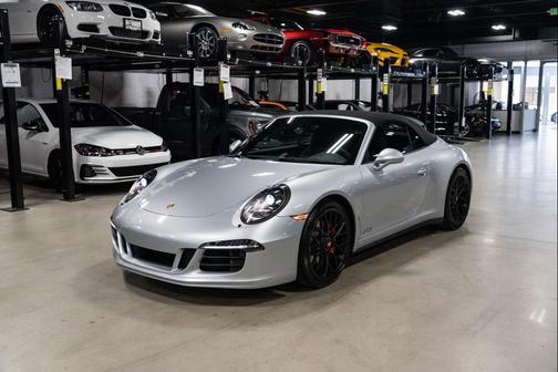 2015 Porsche 911 Carrera GTS