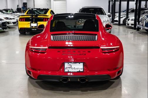 2017 Porsche 911 Carrera GTS