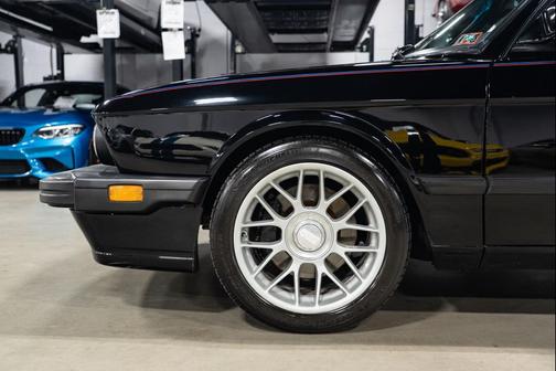 1988 BMW M5 Base