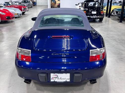 2001 Porsche 911 Carrera