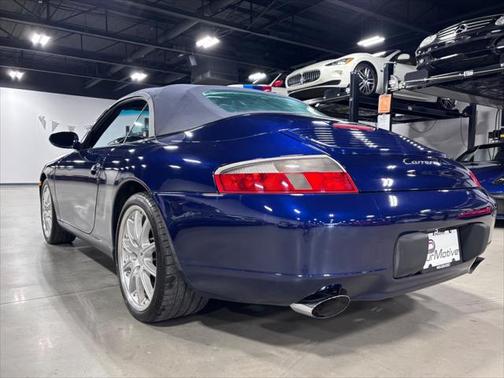 2001 Porsche 911 Carrera